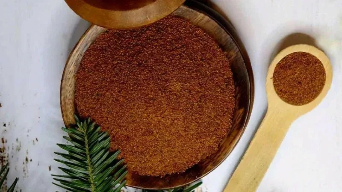 خواص خاکشیر در طب سنتی و روش‌های مصرف آن